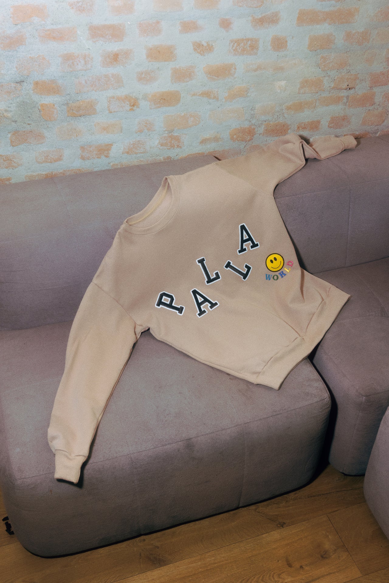 Crewneck Highschool Sand